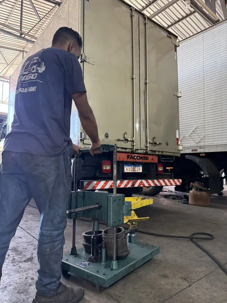 Cubo de roda e rolamentos